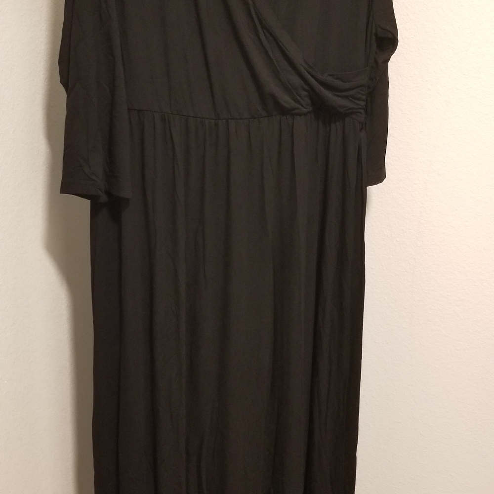 Womens plus size 2X black dress with belt tie